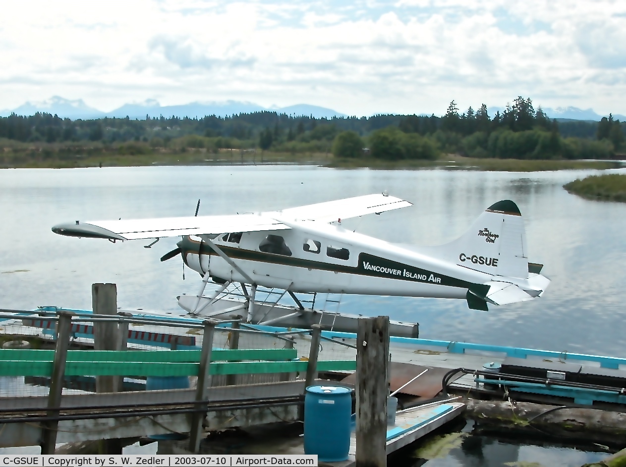 C-GSUE, 1958 De Havilland Canada U-6A Beaver C/N 1199, Campbell River, BC, Canada
July 2003