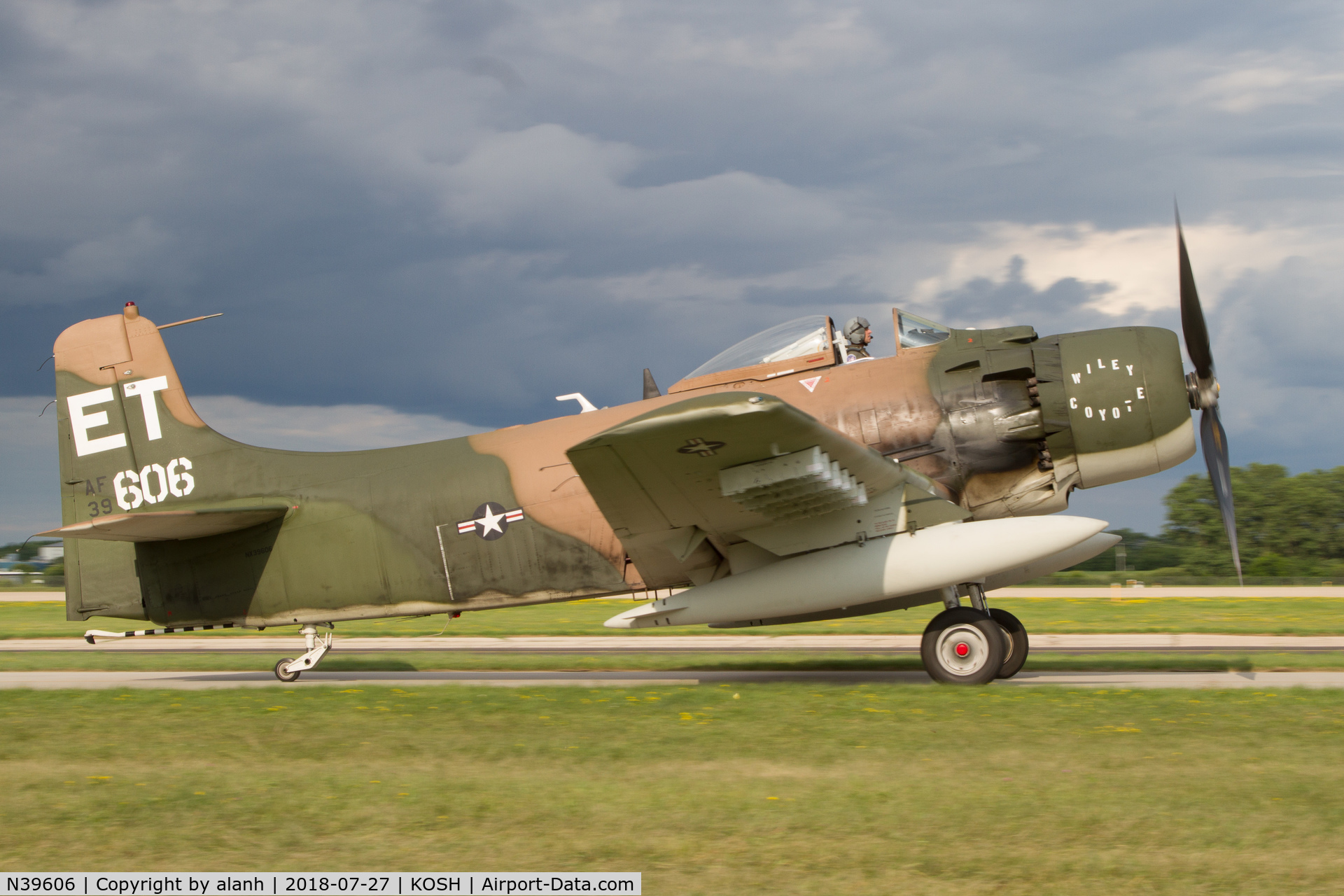N39606, 1955 Douglas AD-6 Skyraider C/N 10838, In a new scheme at AirVenture 2018, taxiing for Heritage Flight performance