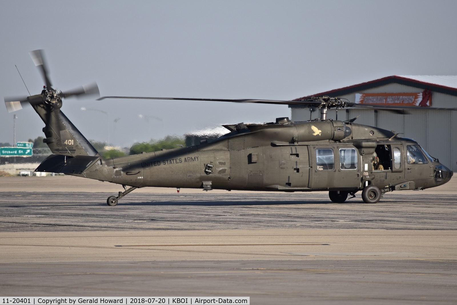 11-20401, 1993 Sikorsky UH-60L Black Hawk C/N unknown, Warming up on the north GA ramp.
