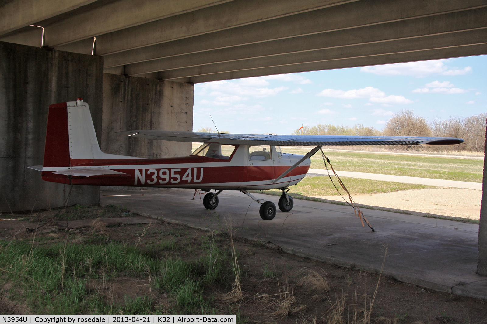 N3954U, 1965 Cessna 150E C/N 15061354, At her home airfield of Riverside, Wichita, KS before the airport was closed for development