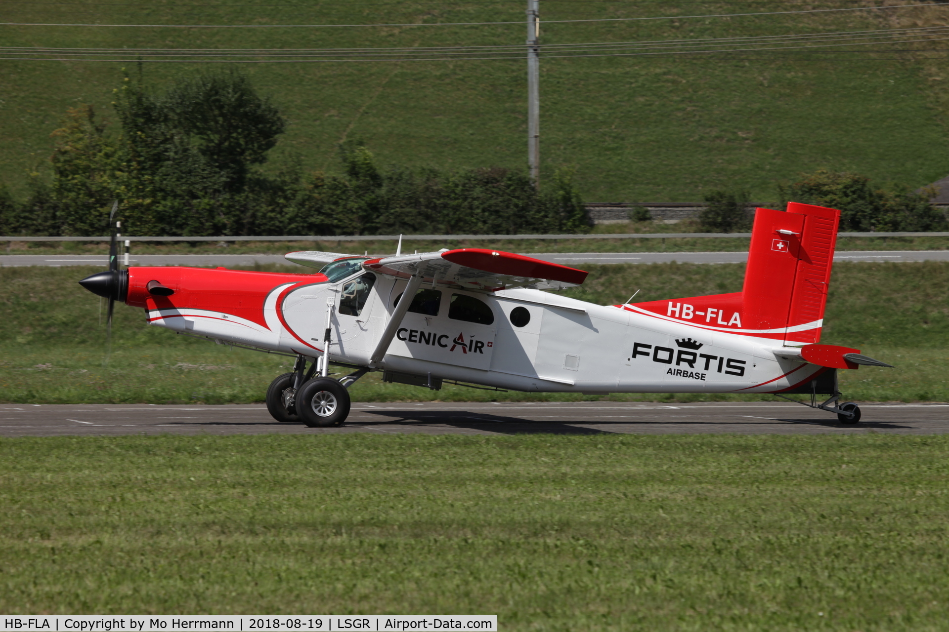 HB-FLA, 1994 Pilatus PC-6/B2-H4 Turbo Porter C/N 905, doing parachute flights