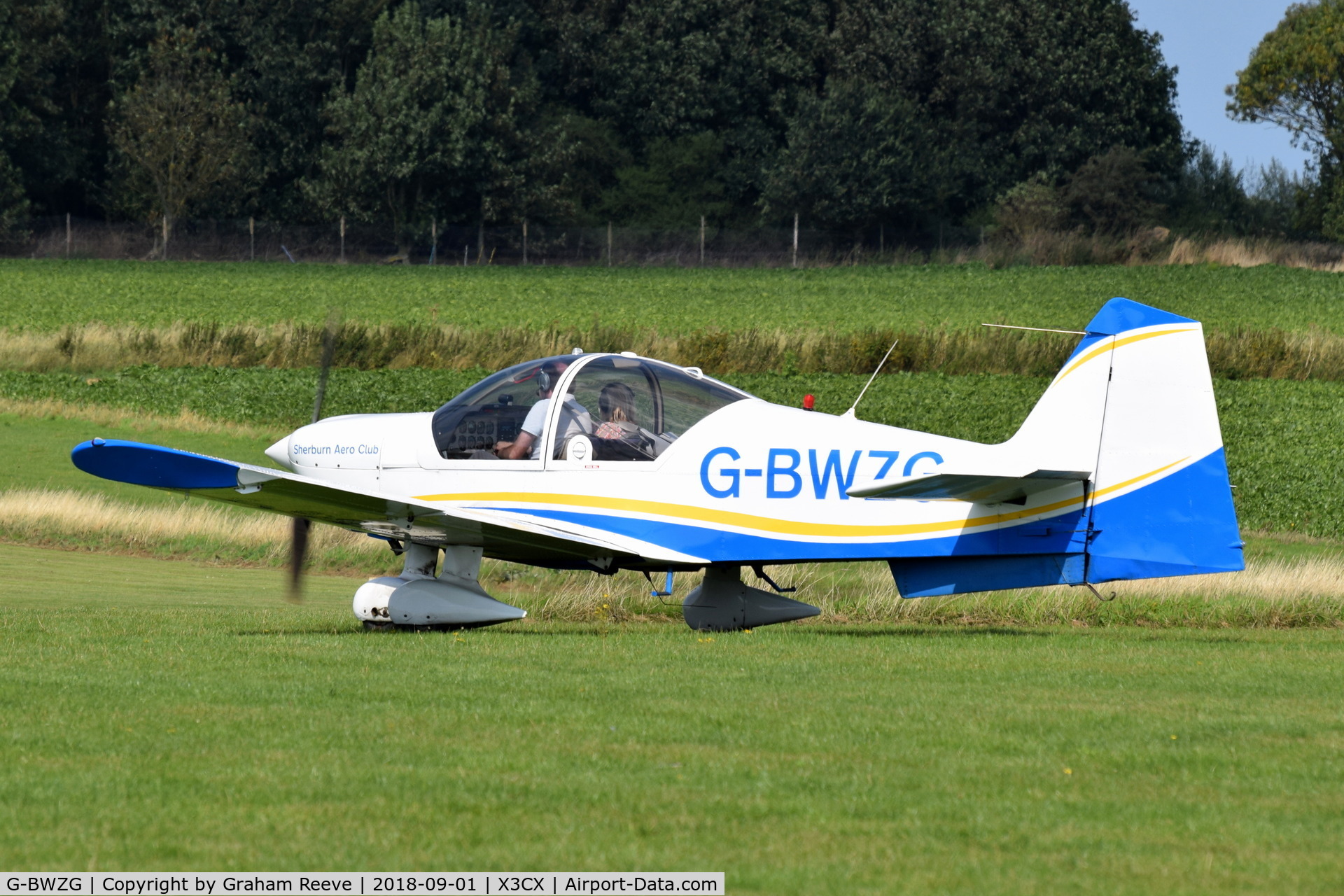 G-BWZG, 1997 Robin R-2160 Alpha Sport C/N 311, Just landed at Northrepps.