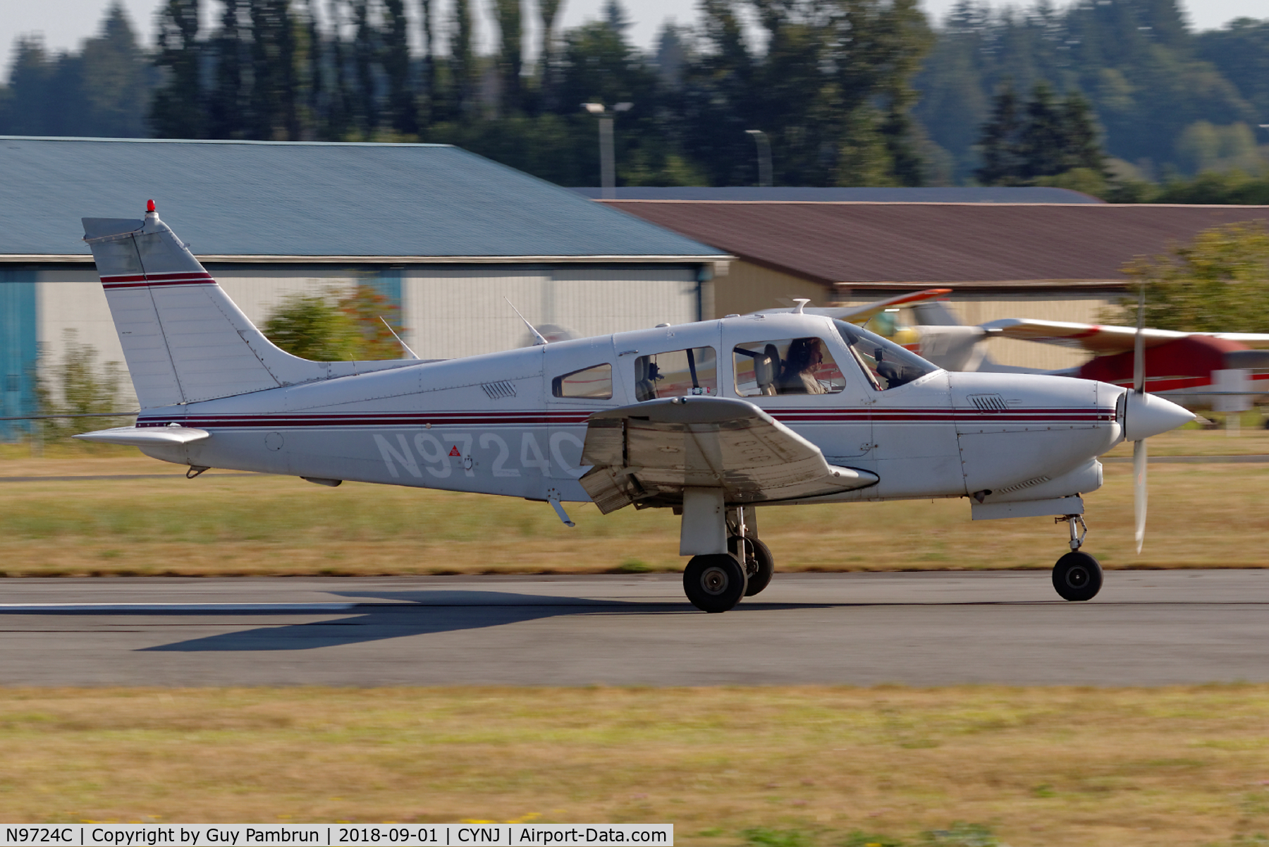 N9724C, 1978 Piper PA-28R-201T Cherokee Arrow III C/N 28R-7803276, Departing