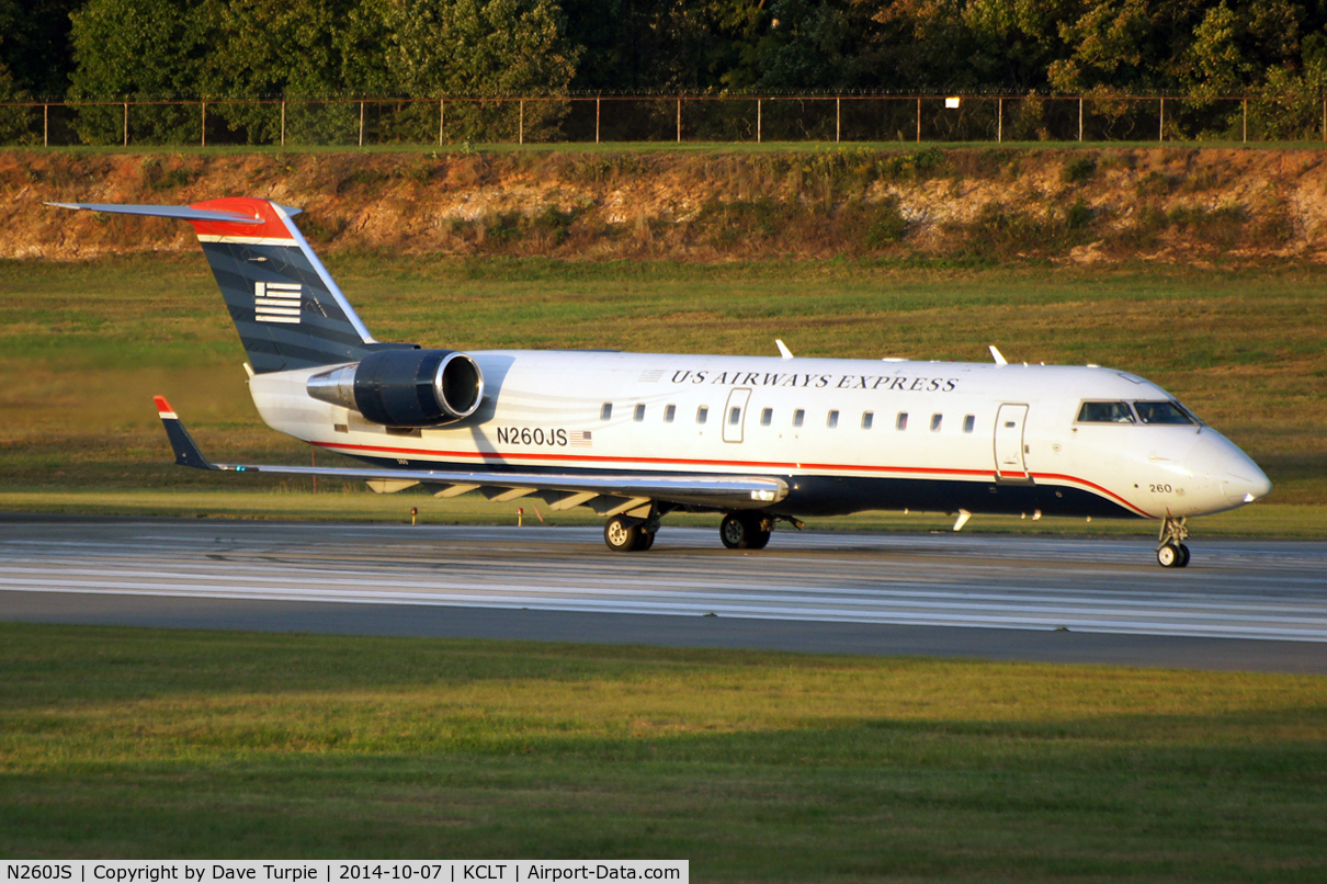 N260JS, 2004 Bombardier CRJ-200ER (CL-600-2B19) C/N 7957, No comment.