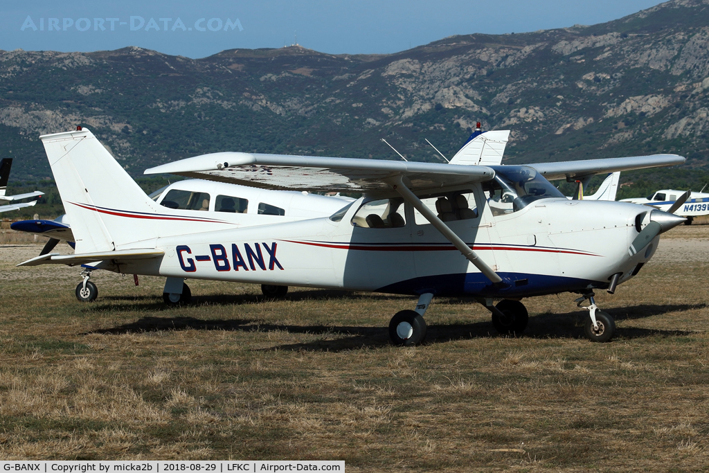 G-BANX, 1973 Reims F172M Skyhawk Skyhawk C/N 0941, Parked
