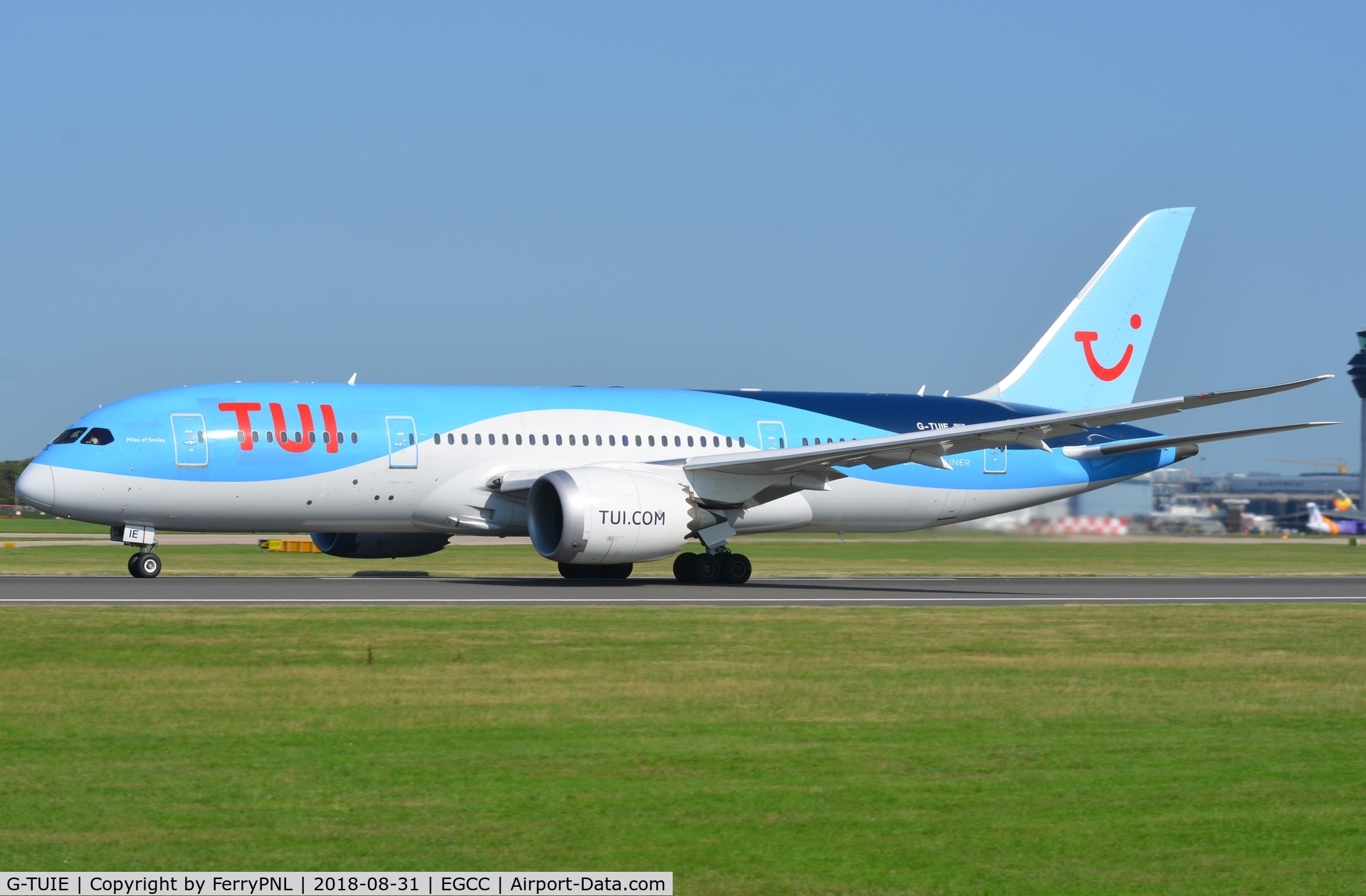 G-TUIE, 2014 Boeing 787-8 Dreamliner C/N 37227, Departure of TUI B788