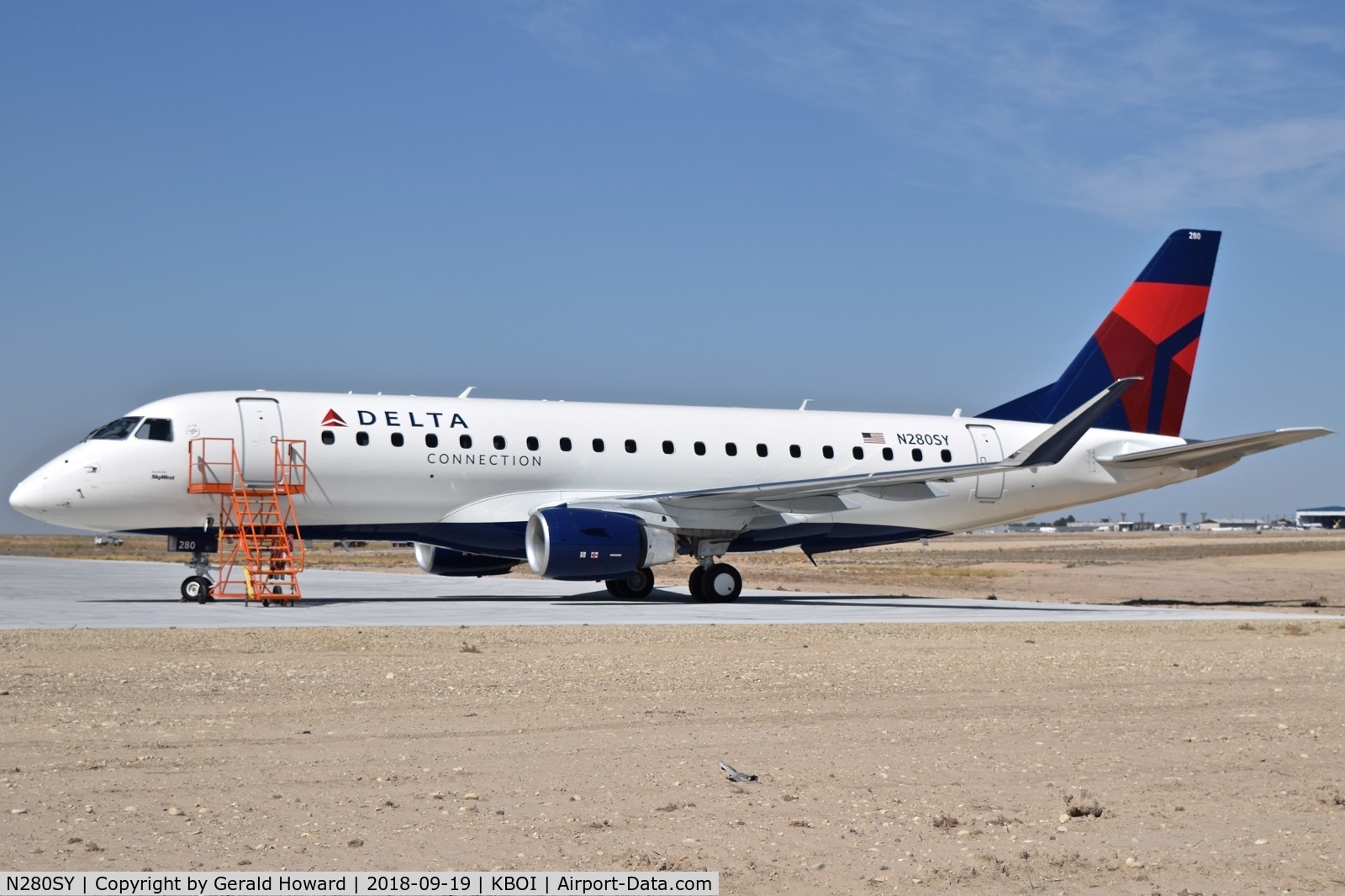 N280SY, 2018 Embraer 175LR (ERJ-170-200LR) C/N 17000745, Parked on the Skywest maintenance ramp. Fresh from the factory.