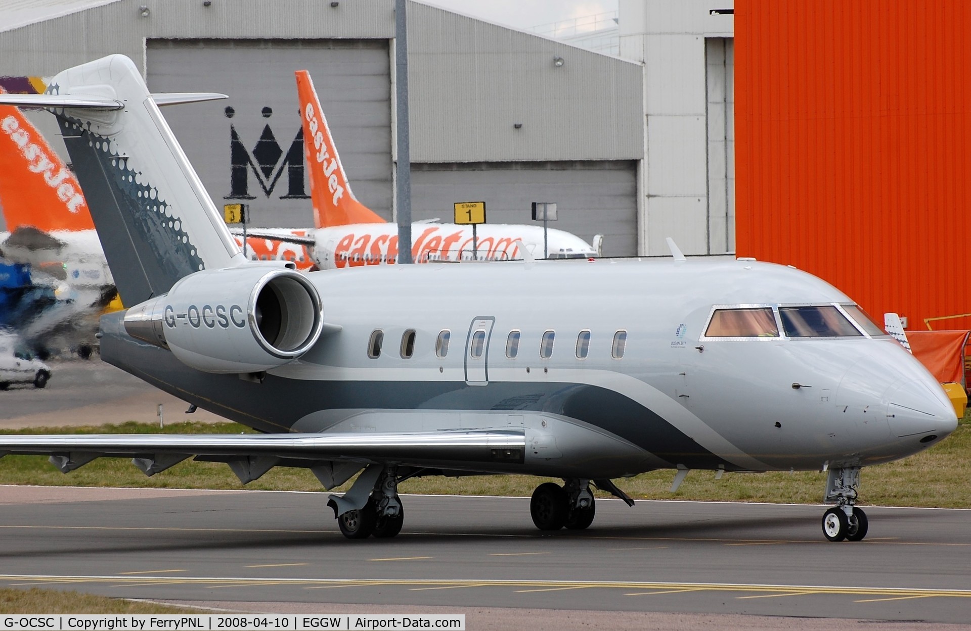 G-OCSC, 2001 Bombardier Challenger 604 (CL-600-2B16) C/N 5505, Ocean Sky (UK) LtdCL604