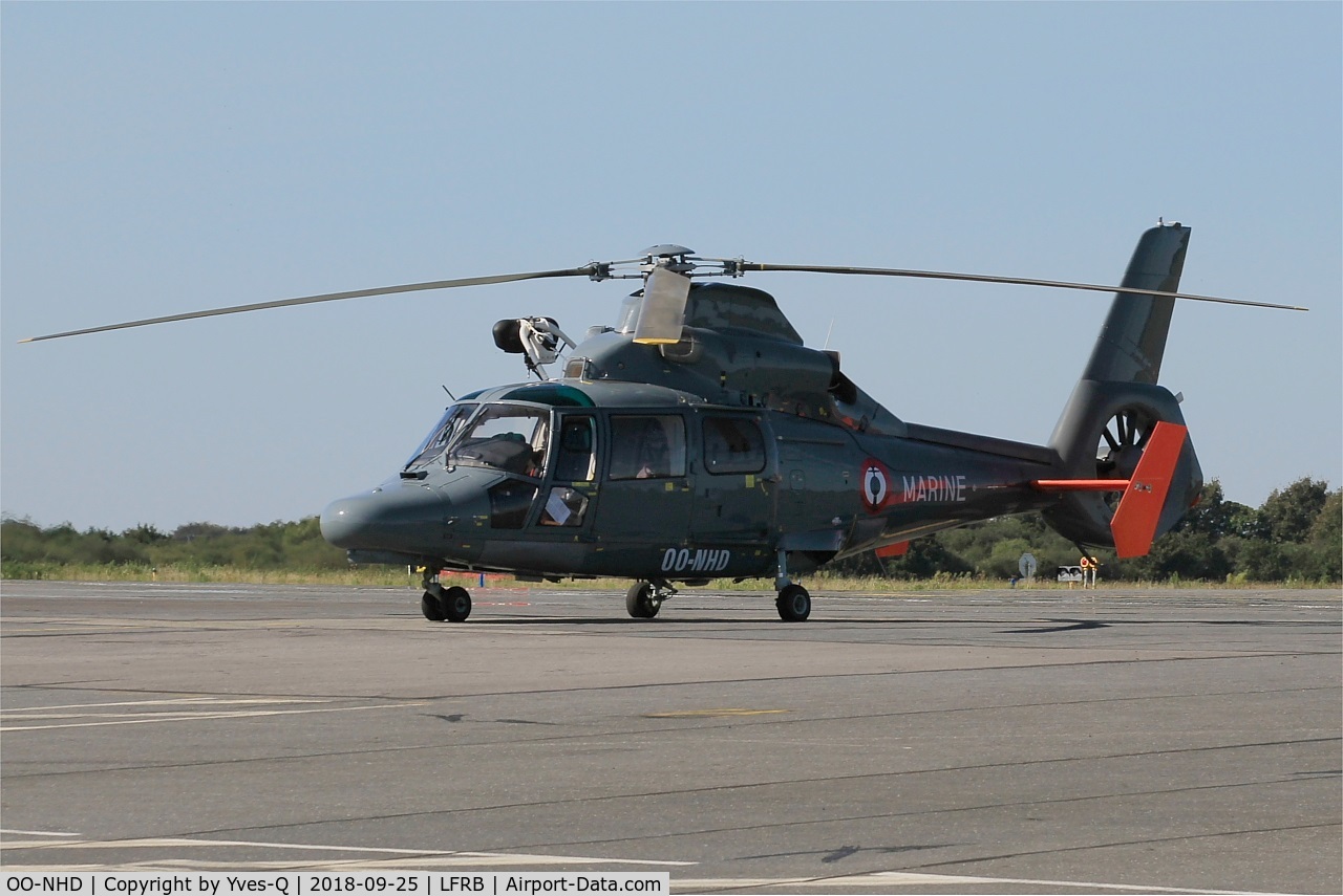 OO-NHD, 2008 Eurocopter AS-365N-3 Dauphin 2 C/N 6831, Eurocopter AS-365N-3 Dauphin 2, Brest-Bretagne airport (LFRB-BES)
