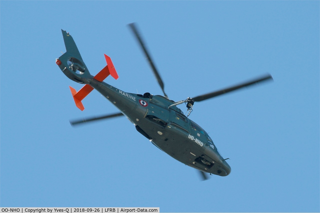 OO-NHO, 2008 Eurocopter AS-365N-3 Dauphin 2 C/N 6809, Eurocopter AS- 365N-3 Dauphin 2, Flight over, Brest-Bretagne airport (LFRB-BES)