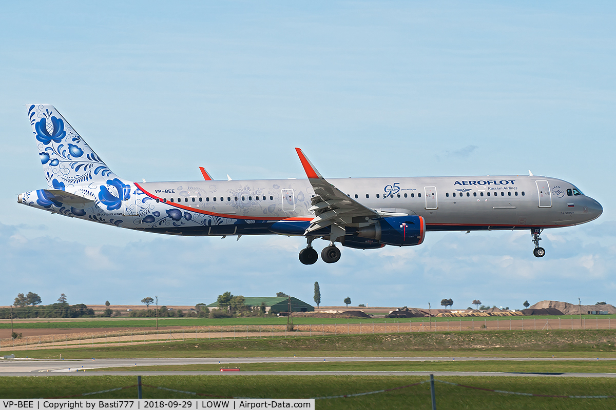 VP-BEE, 2015 Airbus A321-211 C/N 6726, VP-BEE@VIE