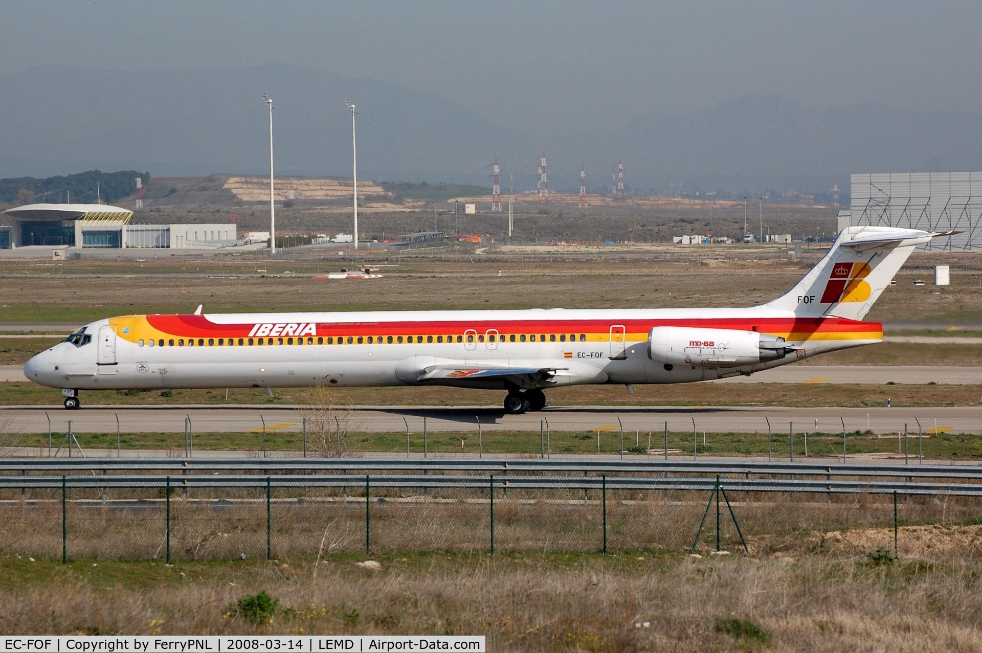 EC-FOF, 1992 McDonnell Douglas MD-88 C/N 53307, Iberia MD88, airframe stored in MAD since 2008