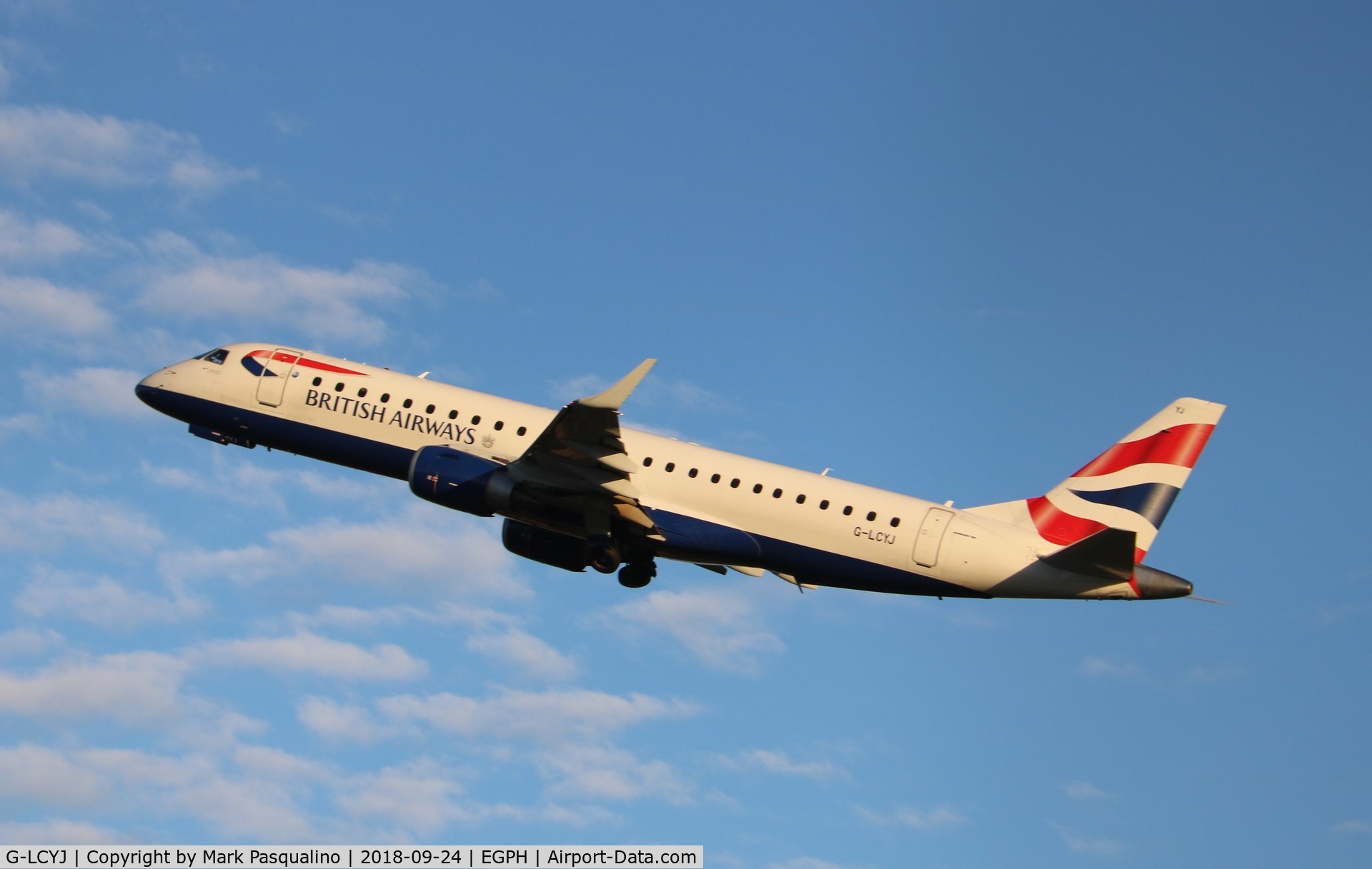 G-LCYJ, 2010 Embraer 190SR (ERJ-190-100SR) C/N 19000339, ERJ-190-100SR