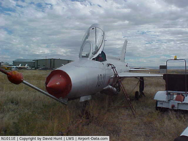 N1011E, Mikoyan-Gurevich MiG-21F-13 C/N 1011, At LWS
