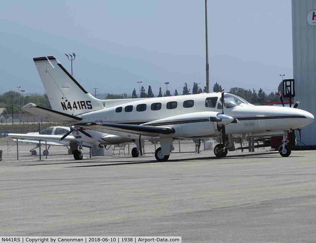 N441RS, 1981 Cessna 441 Conquest II C/N 441-0221, Parked