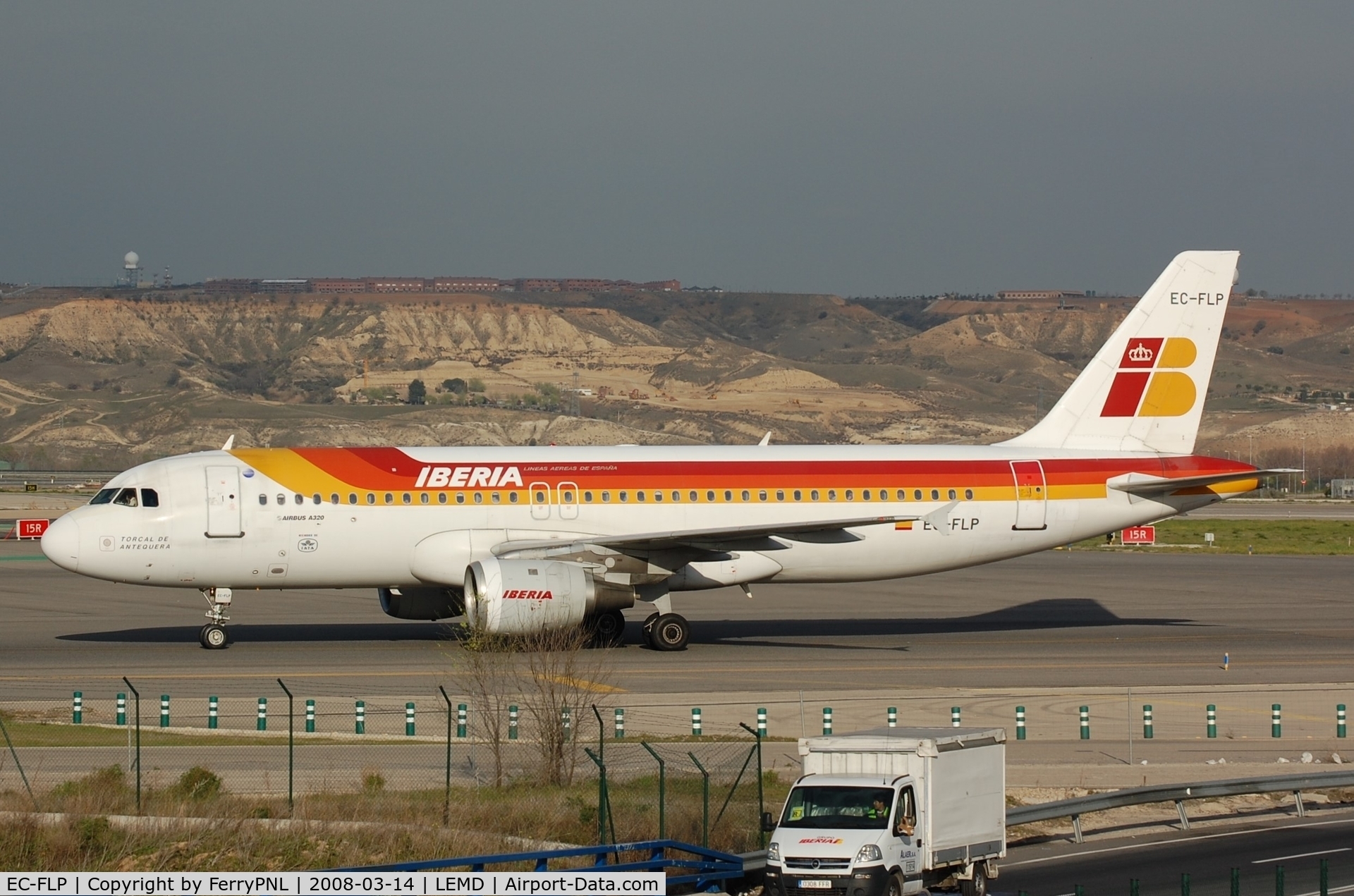 EC-FLP, 1991 Airbus A320-211 C/N 266, Iberia A320 stored at MAD since 2013