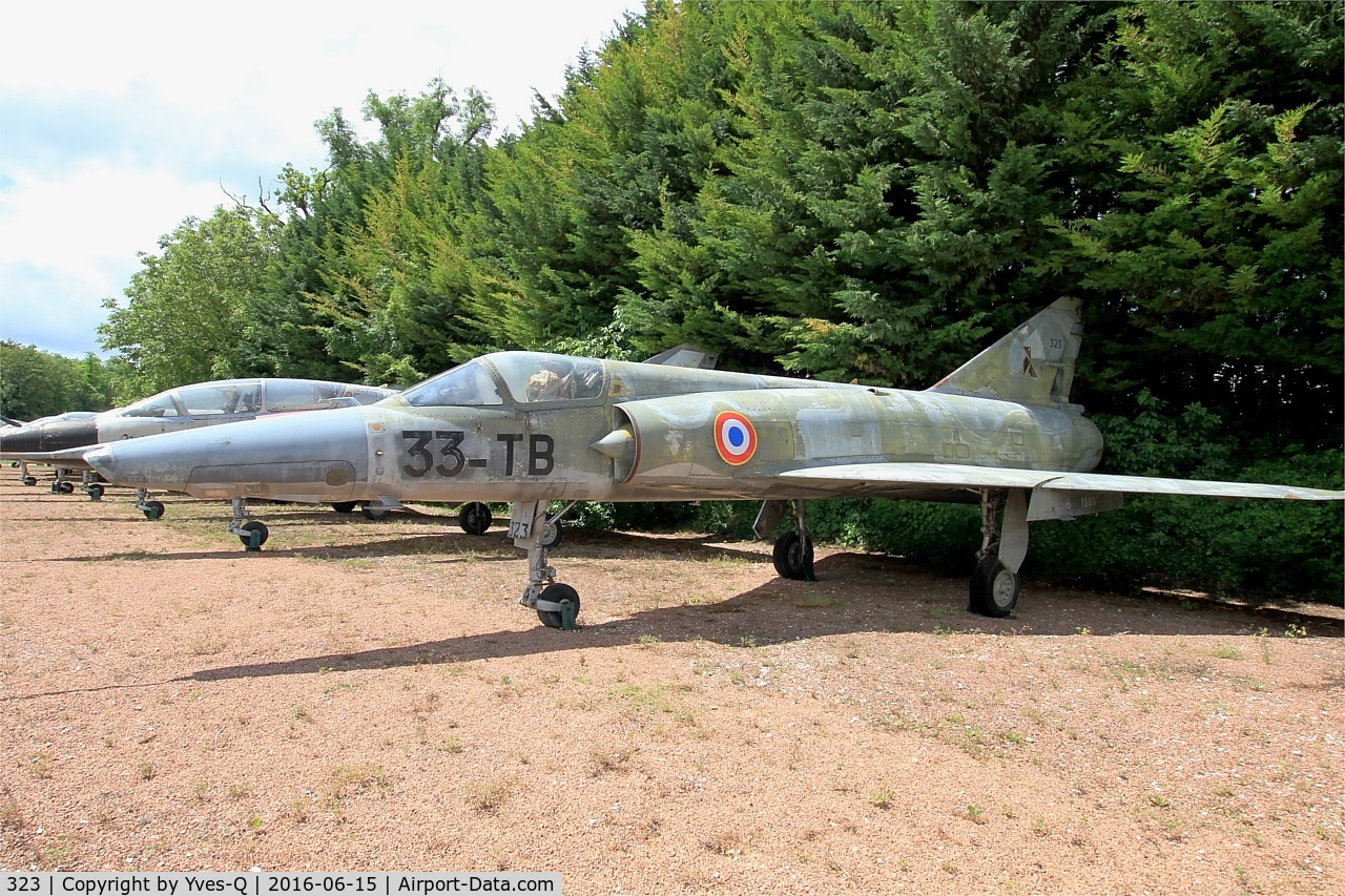 323, Dassault Mirage IIIR C/N 323, Dassault Mirage IIIR, Savigny-Les Beaune Museum