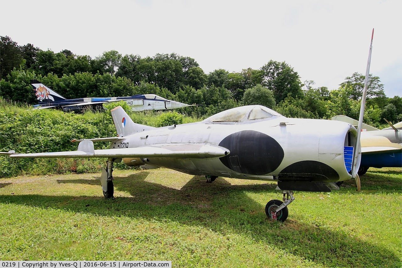 0219, Aero S-105 (MiG-19S) C/N 050219, Aero S-105 (MiG-19S), Savigny-Les Beaune Museum