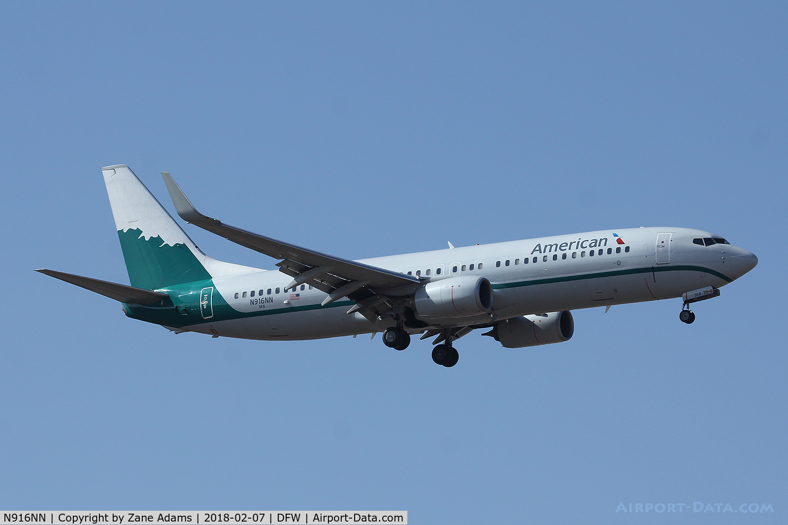 N916NN, 2012 Boeing 737-823 C/N 31163, Landing at DFW Aiport