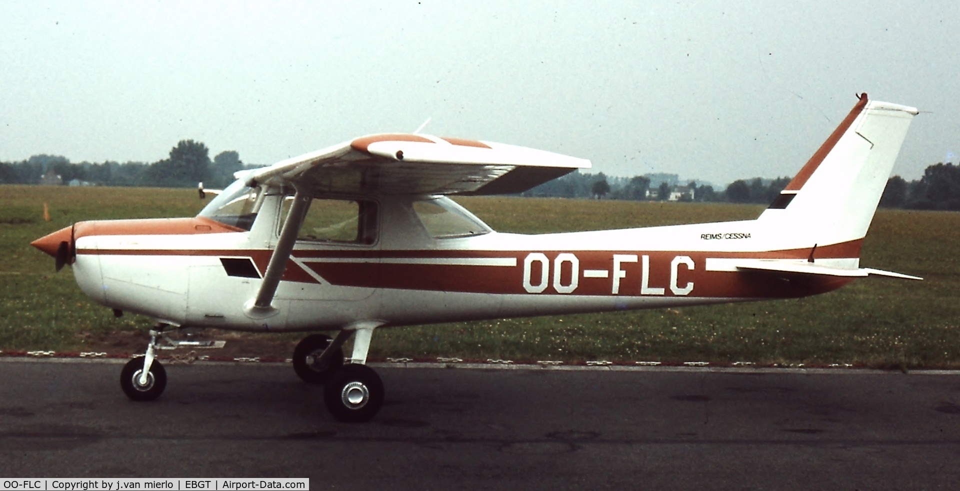 OO-FLC, 1979 Reims F152 C/N 1624, Gent, Belgium end '70s