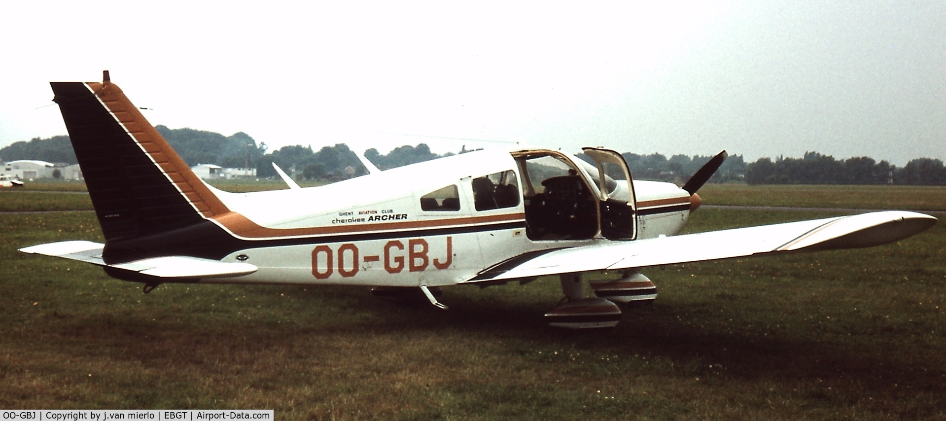 OO-GBJ, 1975 Piper PA-28-180 Cherokee C/N 28-7505246, Ghent, Belgium end '70s