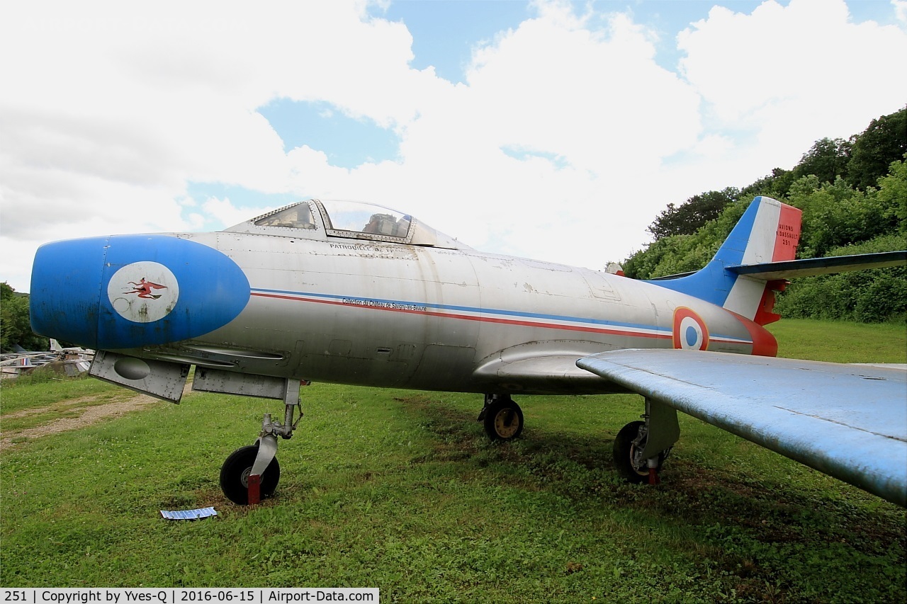 251, Dassault MD-450 Ouragan C/N 215, Dassault MD-450 Ouragan, Savigny-Les Beaune Museum