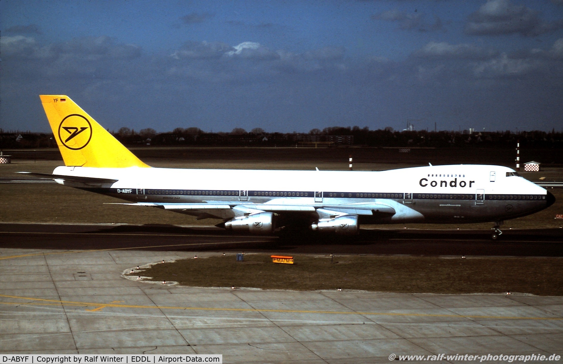 D-ABYF, 1971 Boeing 747-230B C/N 20493, Boing 747-230B - DF DF Condor - 20493 - D-ABYF - 1979 - DUS