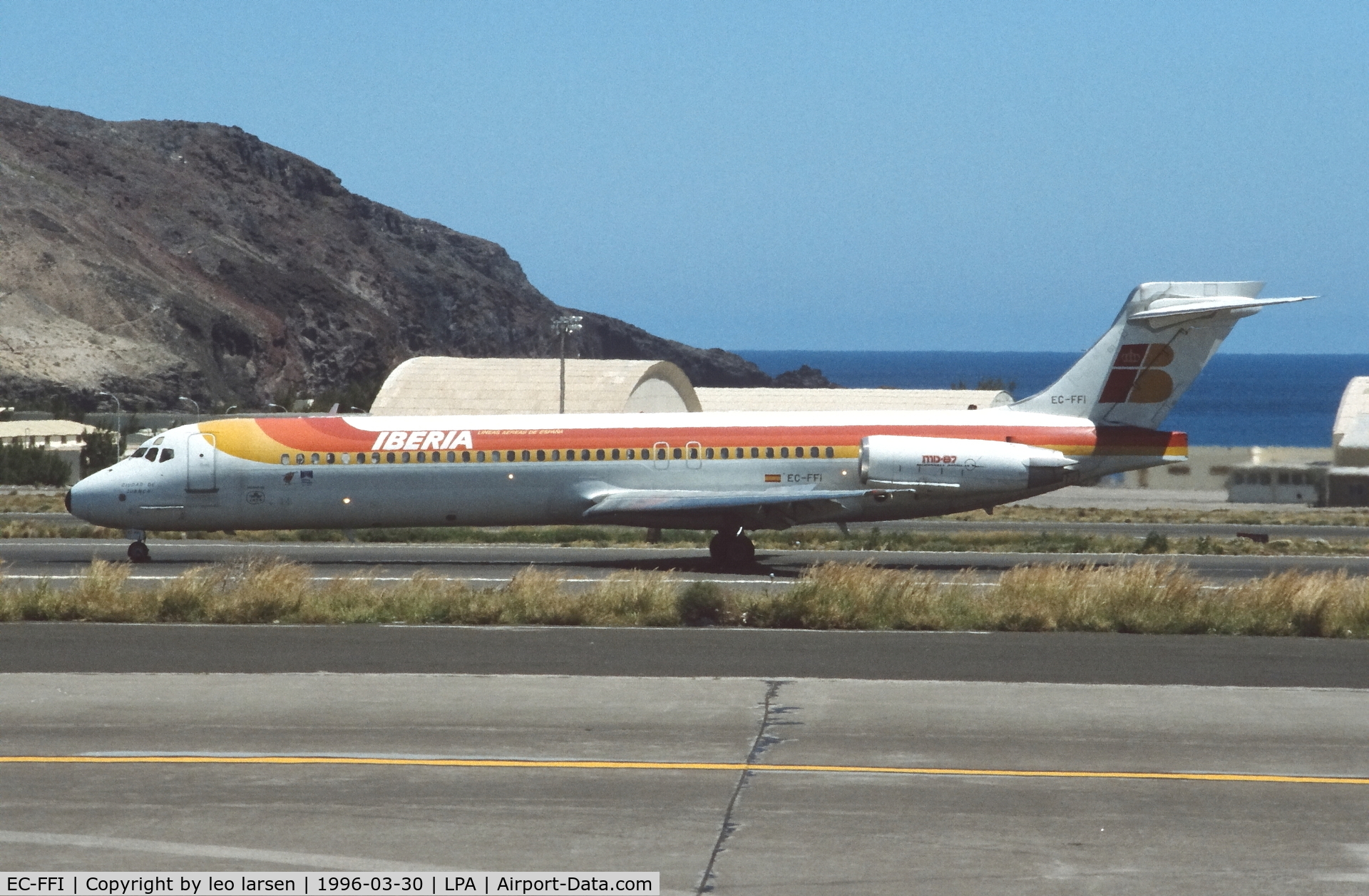 EC-FFI, 1991 McDonnell Douglas MD-87 (DC-9-87) C/N 53210, Las Palmas 30.3.1996
