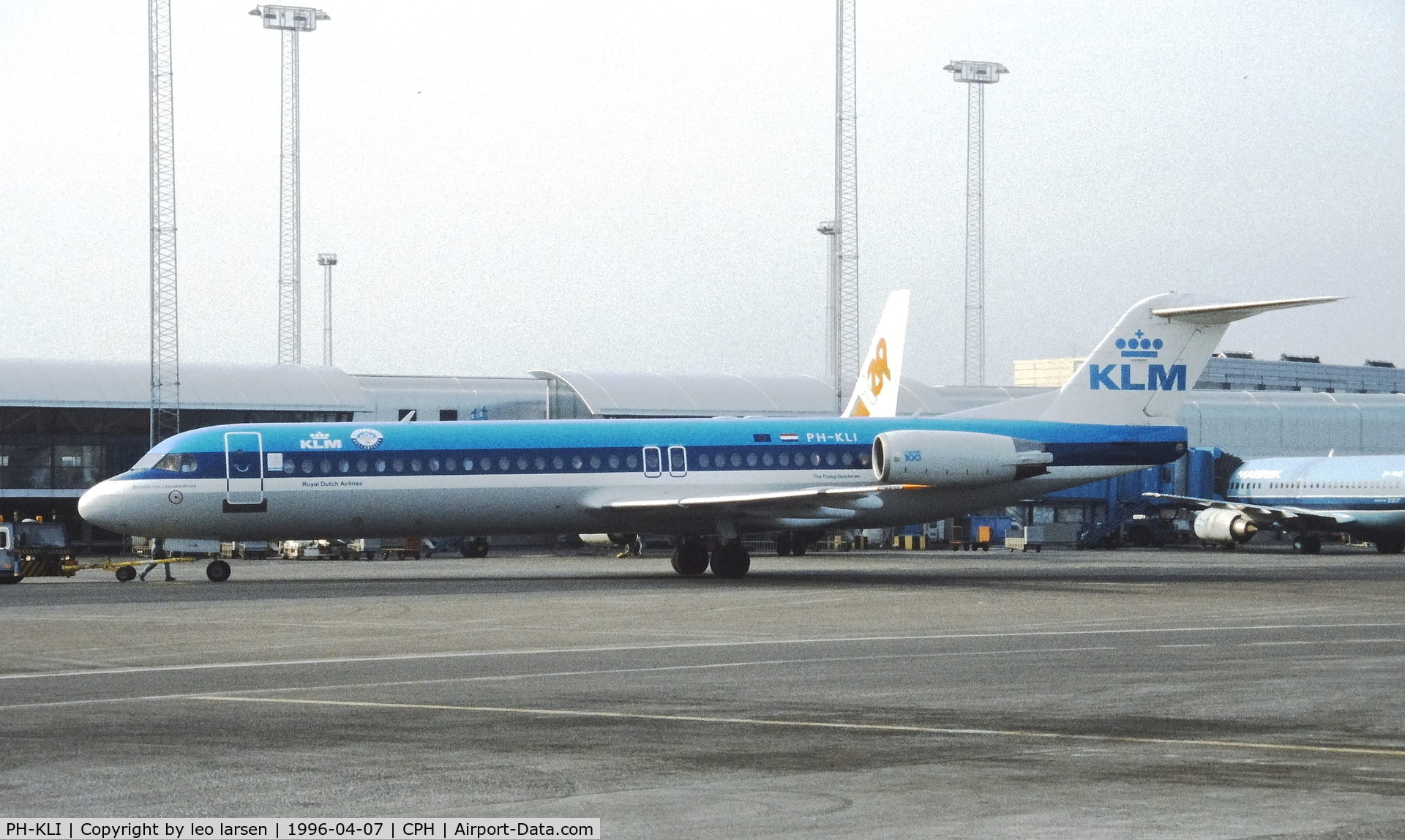 PH-KLI, 1989 Fokker 100 (F-28-0100) C/N 11273, Copenhagen 7.4.1996