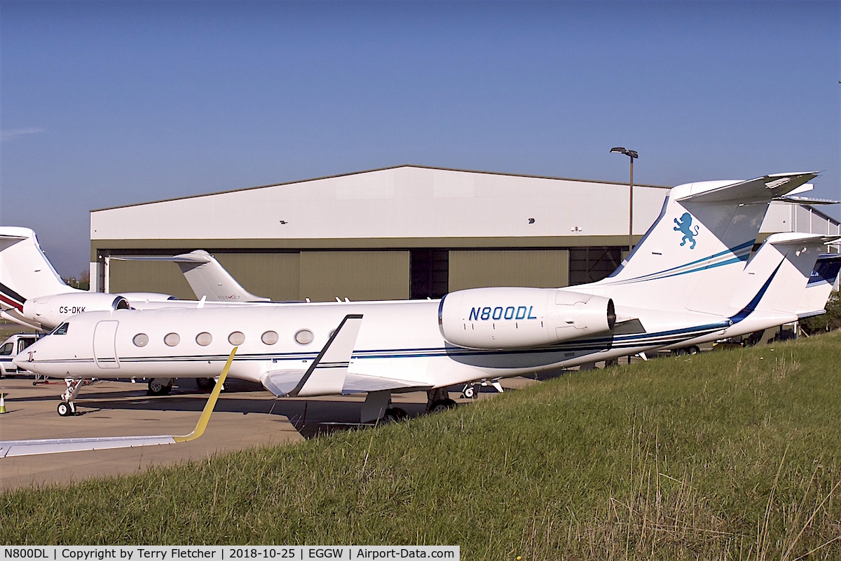N800DL, 2009 Gulfstream Aerospace GV-SP (G550) C/N 5244, At London-Luton