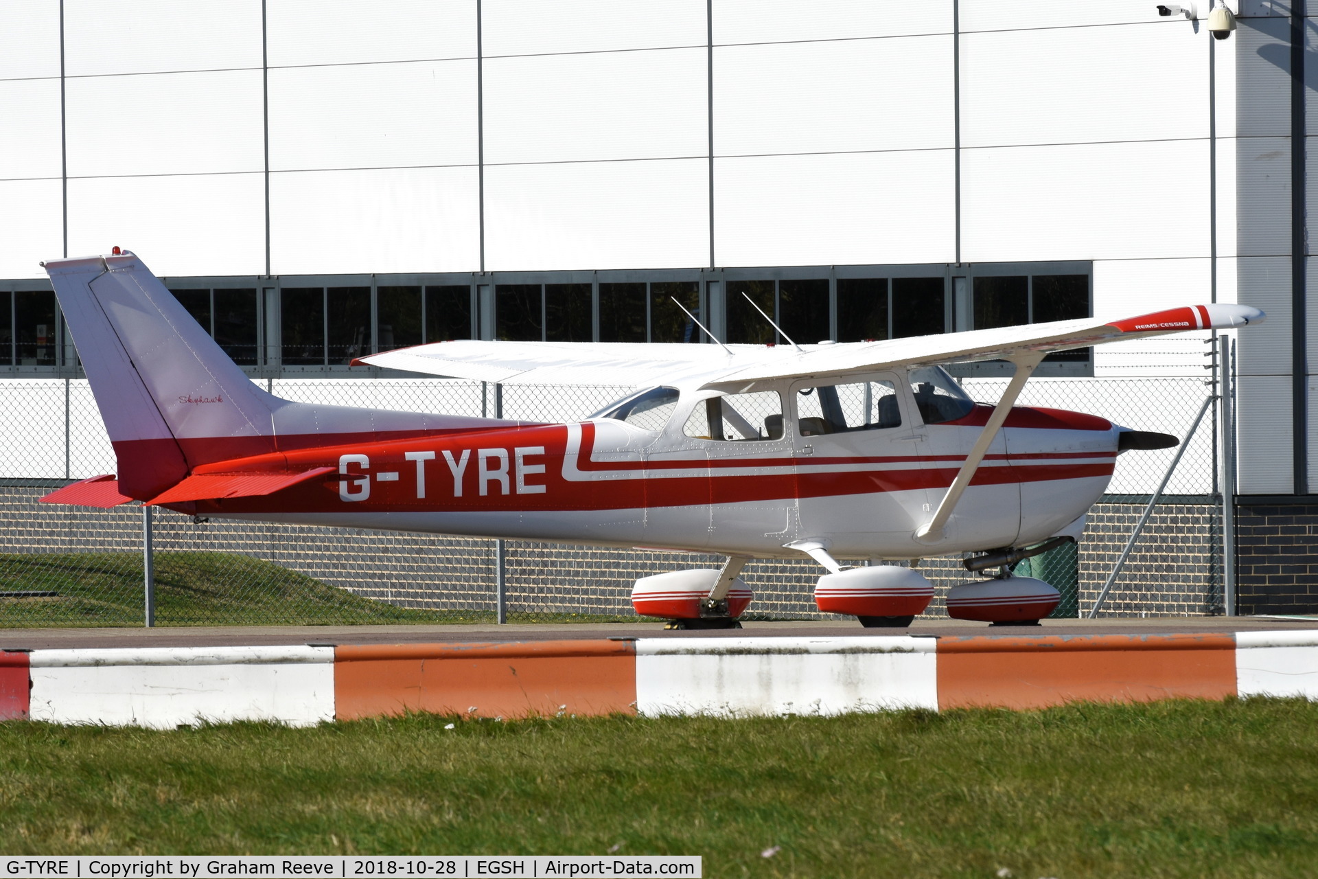 G-TYRE, 1974 Reims F172M Skyhawk Skyhawk C/N 1222, Parked at Norwich.
