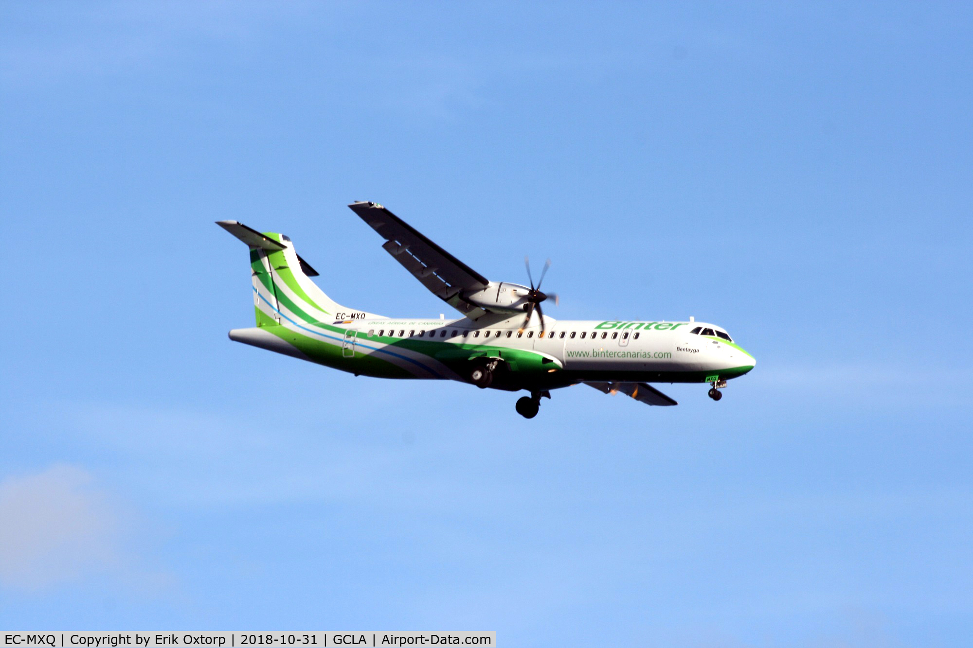 EC-MXQ, 2018 ATR 72-600 (72-212A) C/N 1490, EC-MXQ landing SPC