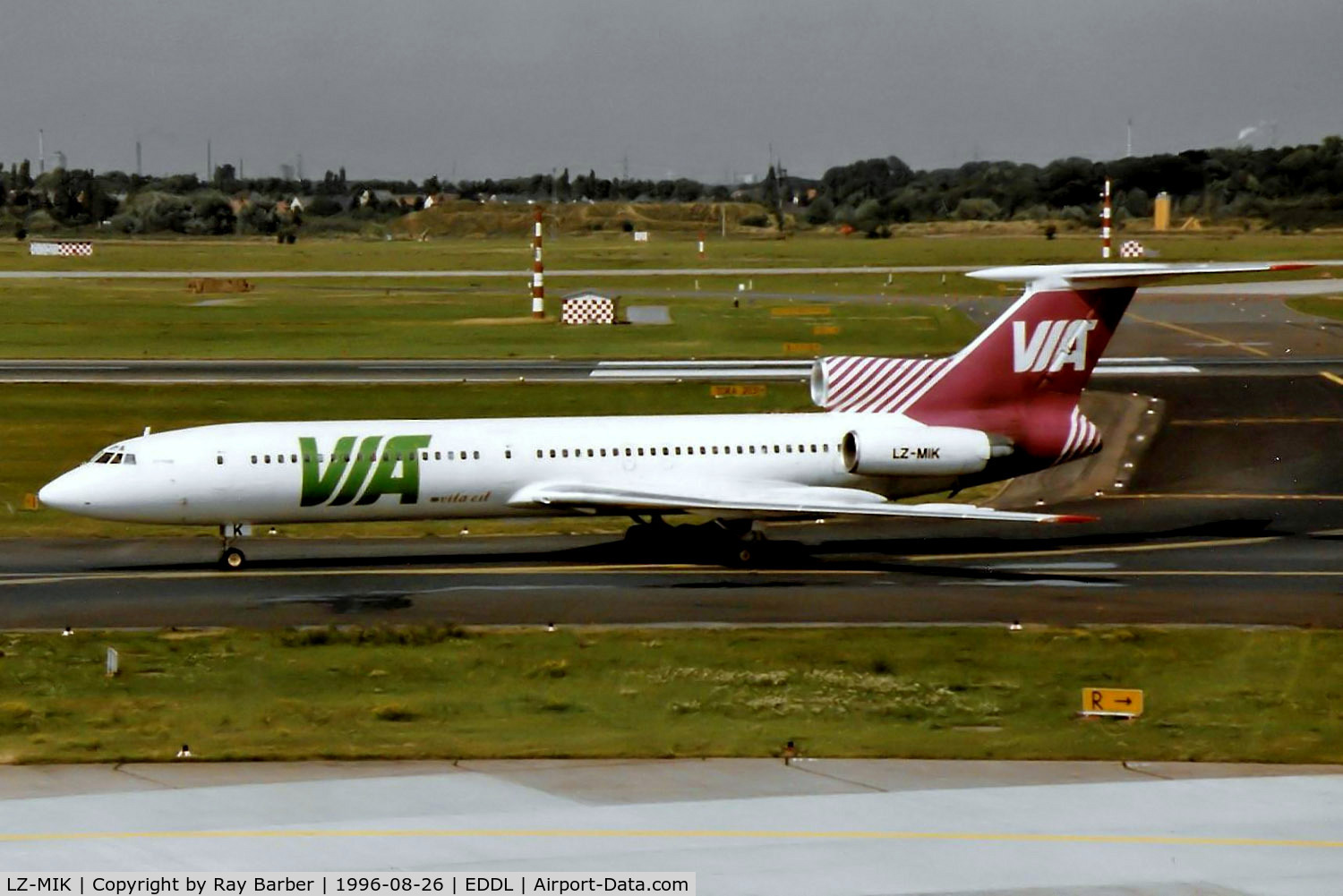 LZ-MIK, 1990 Tupolev Tu-154M C/N 90A844, LZ-MIK   Tupolev Tu-154M (90A-844] (VIA-Varana International Air) Dusseldorf Int'l~D 26/08/1996