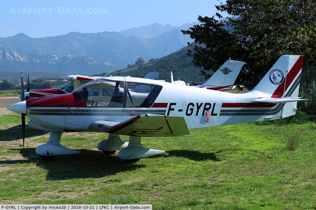 F-GYRL, Robin DR-400-140B Major C/N 2554, Parked