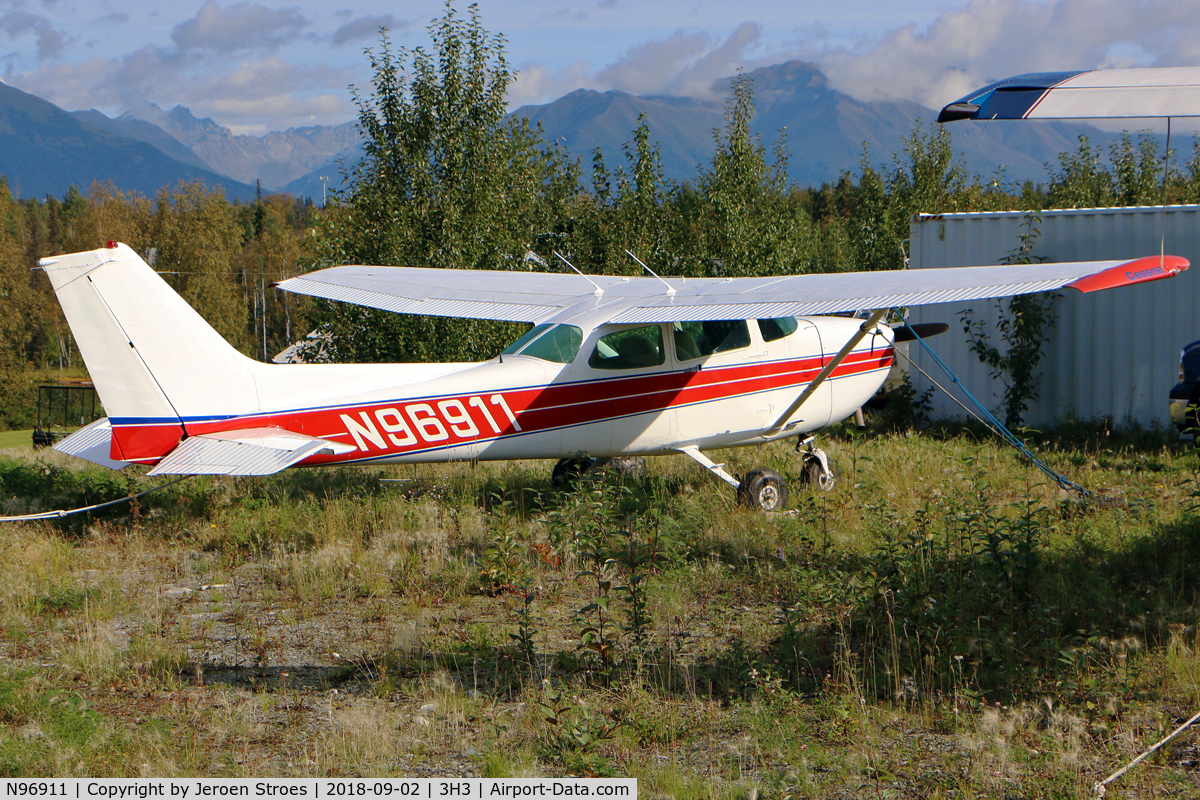 N96911, 1984 Cessna 172P C/N 17276132, 3H3 Airstrip near Wasilla