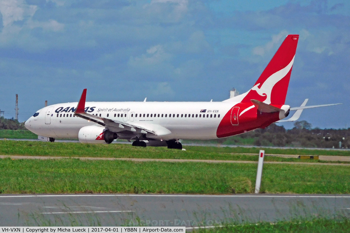 VH-VXN, 2002 Boeing 737-838 C/N 33484, At Brisbane