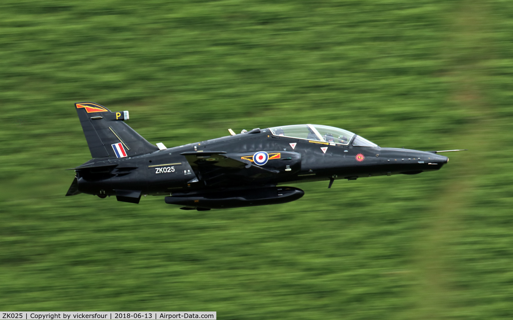 ZK025, 2009 British Aerospace Hawk T2 C/N RT016/1254, LFA17. Dunmail Raise, Cumbria.