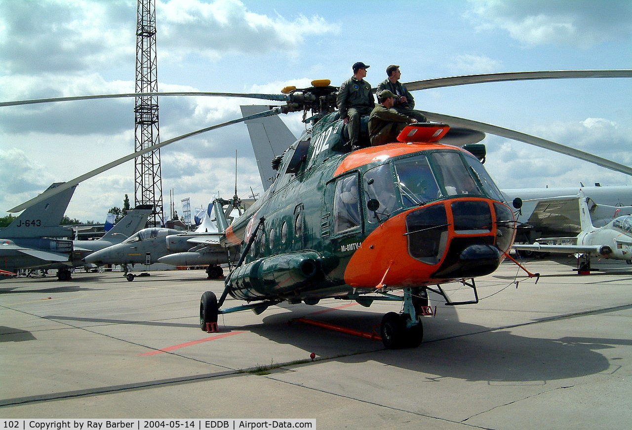 102, Mil Mi-17-1V Hip-H C/N 95062, 102   Mil Mi-17-1V [95062] (Latvian Air Force) Berlin-Schonefeld~D 14/05/2004