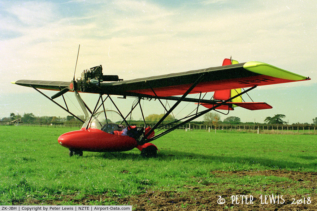 ZK-JBH, Micro Aviation B22 Bantam C/N 0117, R Stanworth, Ohinewai - 1995
