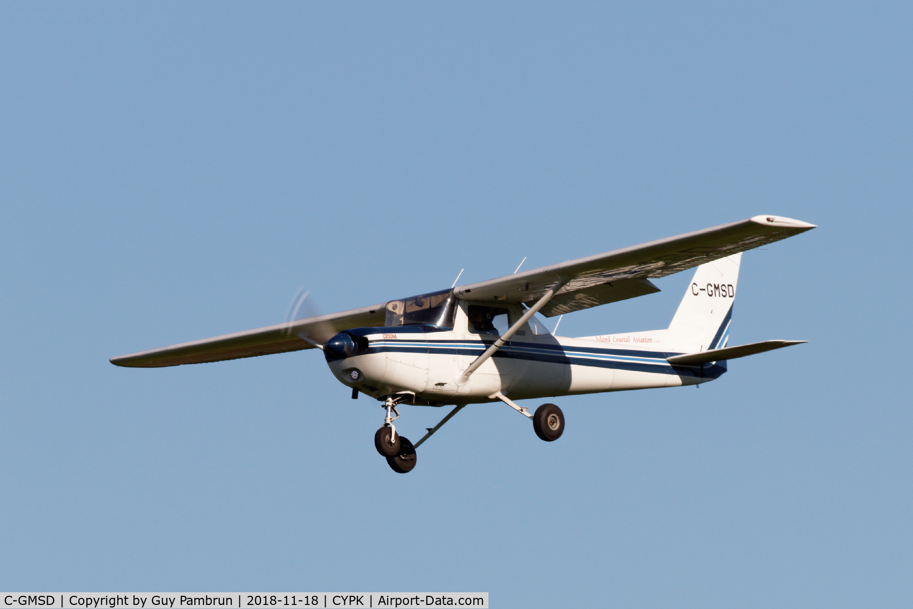 C-GMSD, 1981 Cessna 152 C/N 15284827, Landing