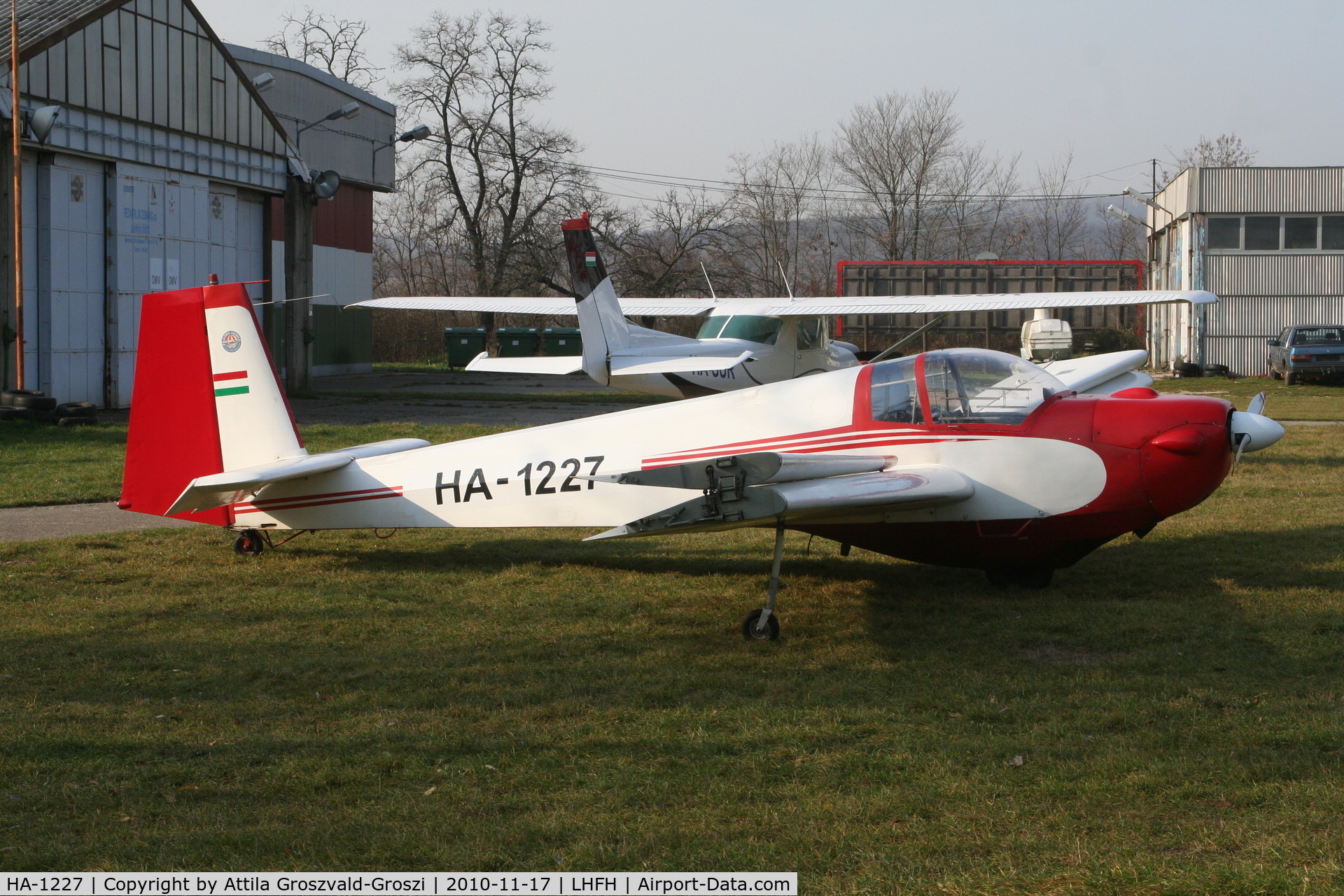 HA-1227, 1976 Scheibe SF-25E Super Falke C/N 4312, LHFH, Farkashegy Airport, Hungary