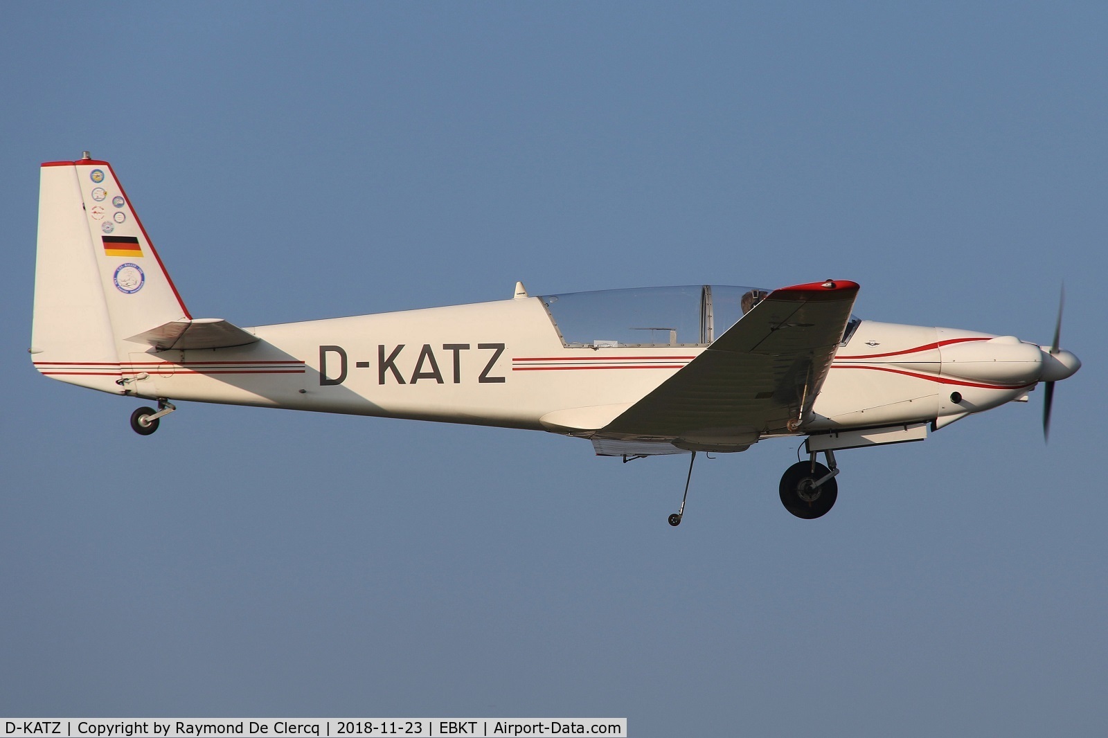 D-KATZ, Sportavia-Putzer RF-5 C/N 5122, Landing at Wevelgem.