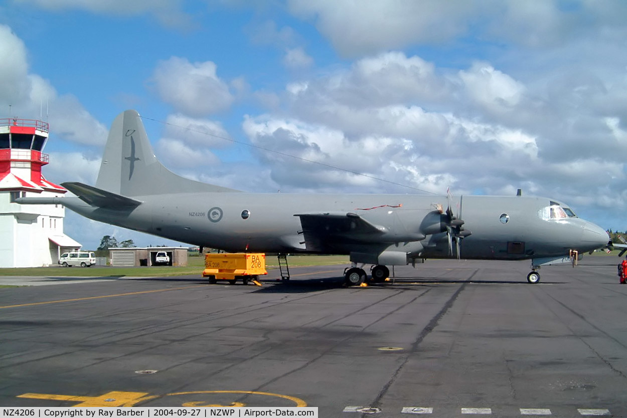 NZ4206, 1966 Lockheed P-3K2 Orion C/N 185B-5401, NZ4206   Lockheed P-3K2 Orion [5401] (Royal New Zealand Air Force) Whenuapai~ZK 27/09/2004