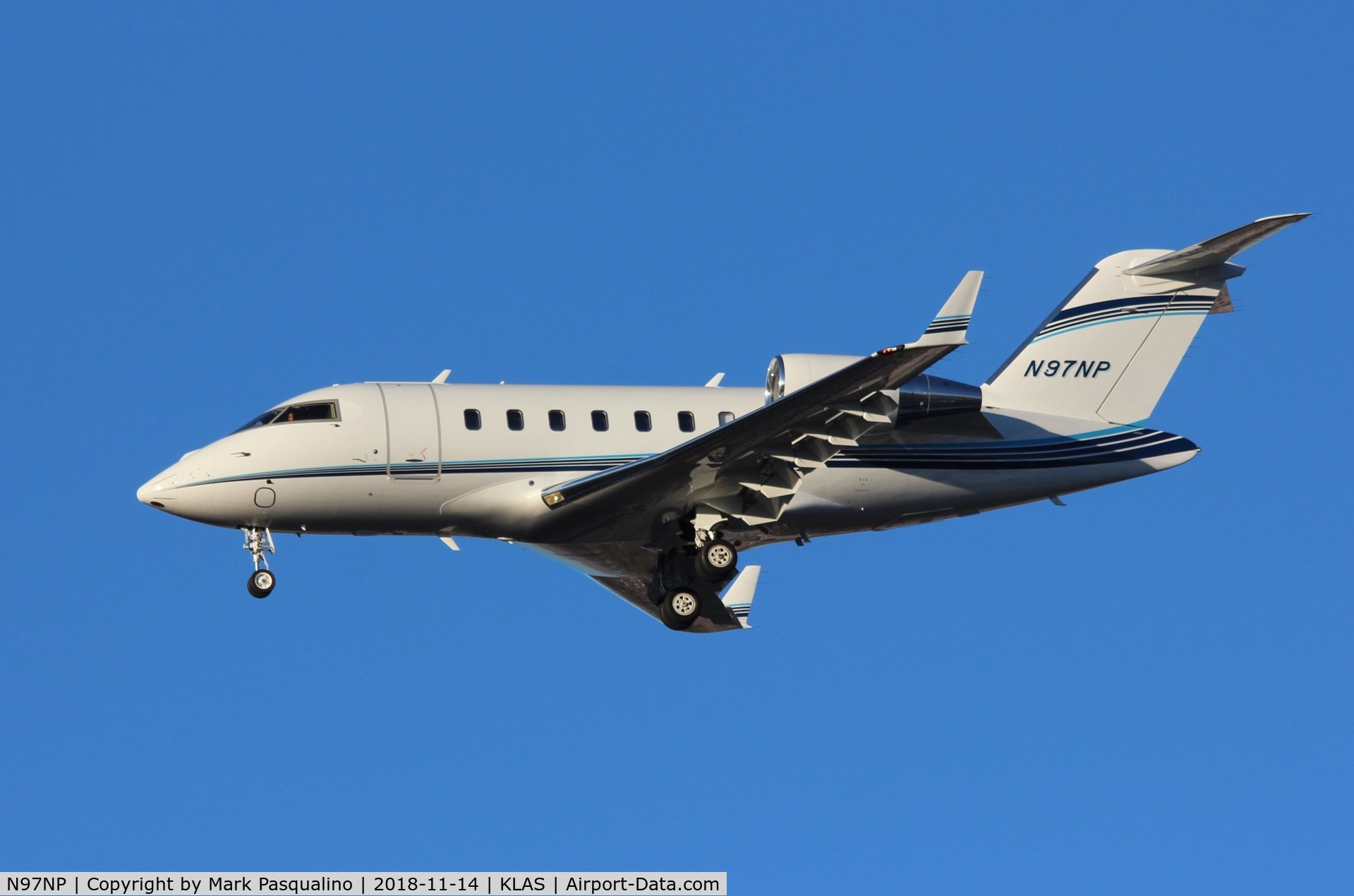 N97NP, 2012 Bombardier CL-600-2B16 C/N 5905, Challenger 605