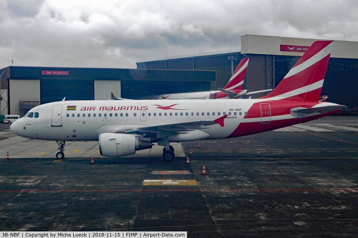 3B-NBF, 2001 Airbus A319-112 C/N 1592, At Mauritius