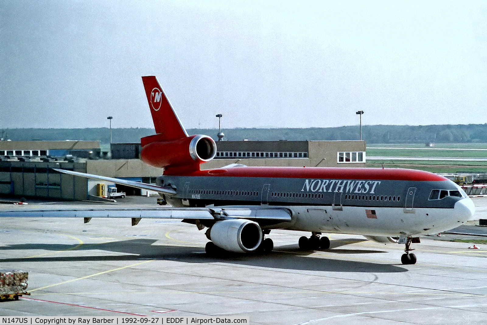 N147US, 1973 Douglas DC-10-40 C/N 46756, N147US   McDonnell Douglas DC-10-40 [46756] (Northwest Airlines) Frankfurt Int'l~D 27/09/1992