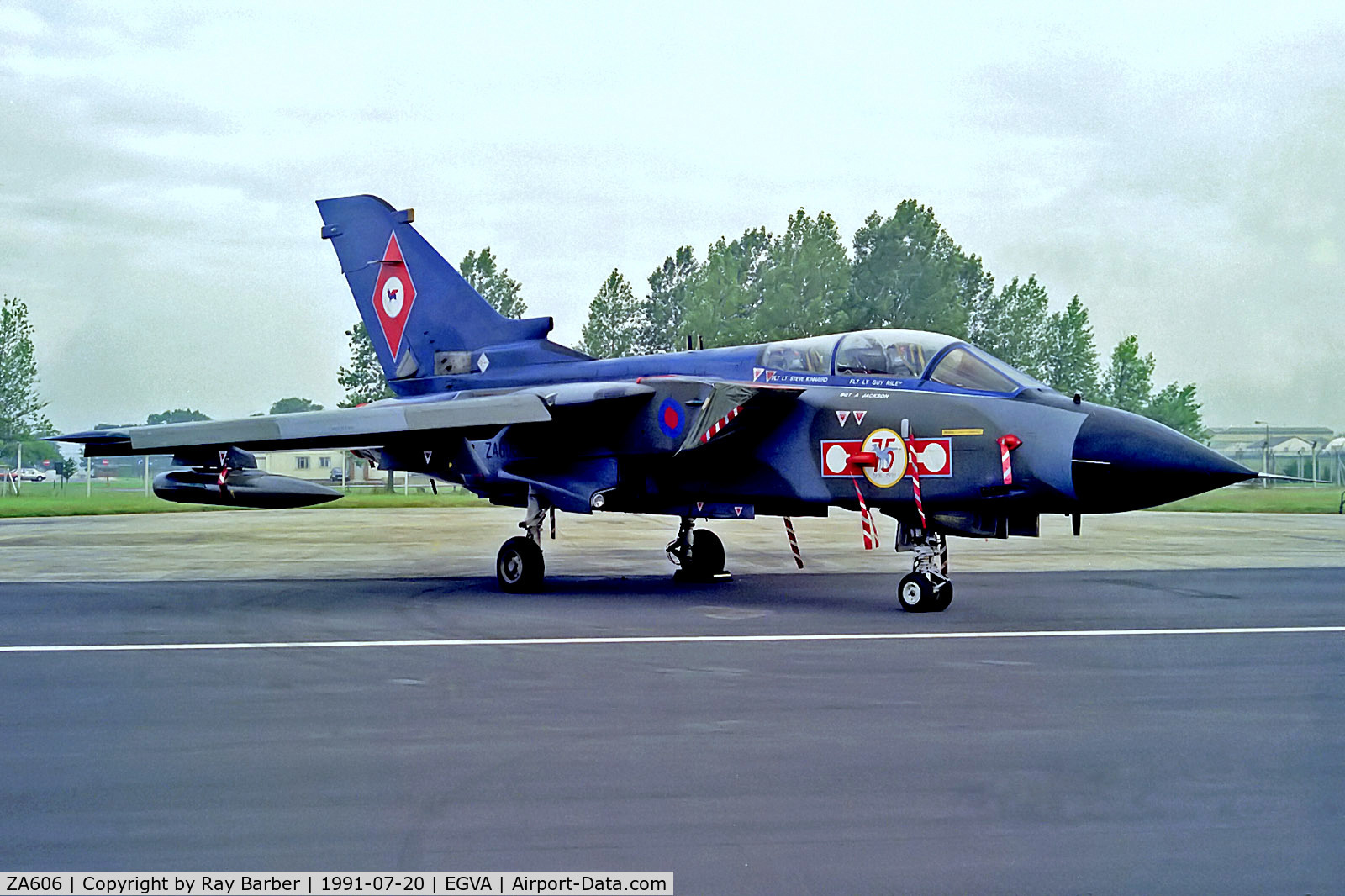 ZA606, 1982 Panavia Tornado GR.4 C/N 136/BS043/3070, ZA606   BAe/Panavia Tornado GR.4 [BS043] (Royal Air Force) RAF Fairford~G 20/07/1991