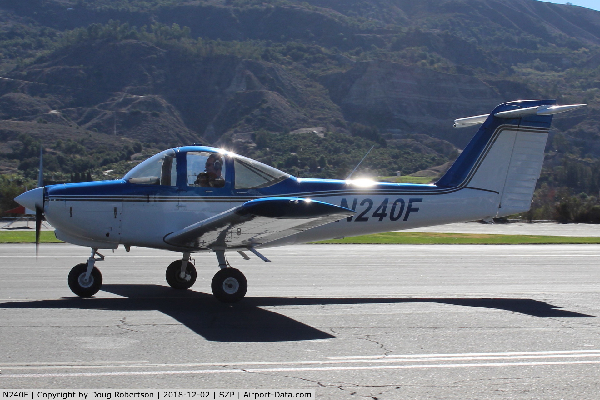 N240F, 1981 Piper PA-38-112 Tomahawk C/N 38-81A0081, 1981 Piper PA-38-112 TOMAHAWK, Lycoming O-235-L2C 112 Hp, taxi back