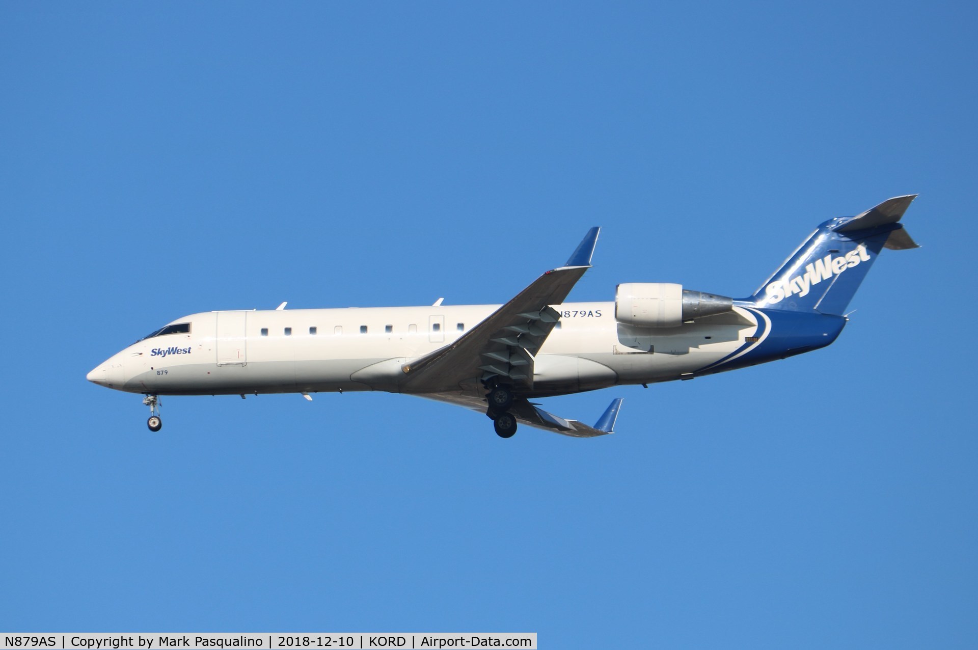 N879AS, 2002 Bombardier CRJ-200ER (CL-600-2B19) C/N 7600, CL-600-2B19