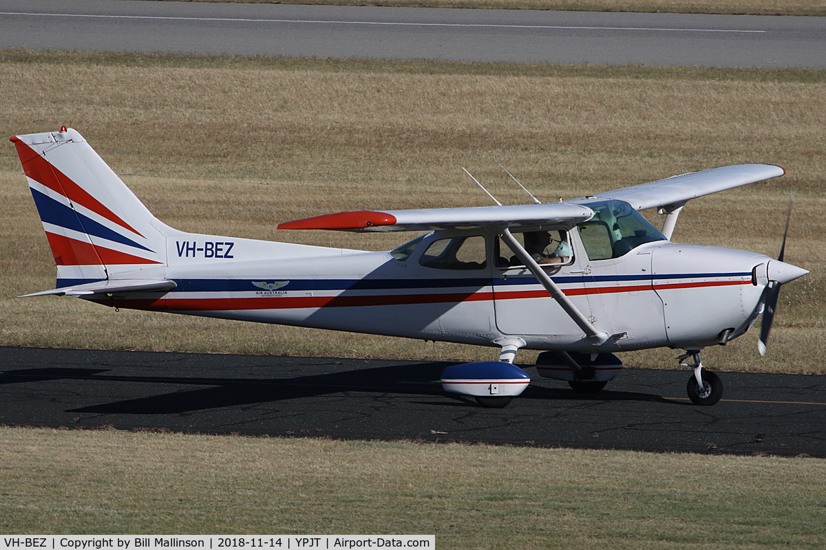 VH-BEZ, 1977 Cessna 172N C/N 17268583, back after circuits